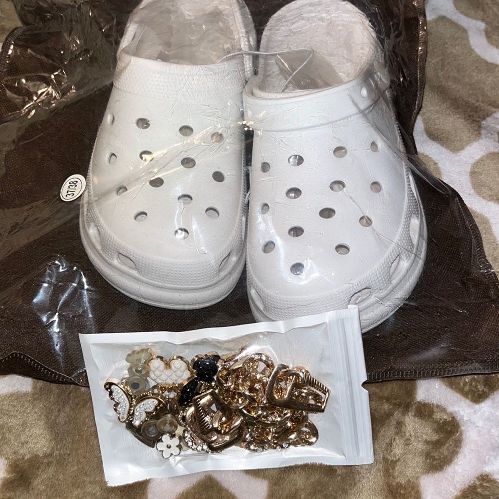 Off brand crocs